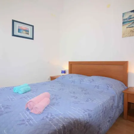 In Porec/istrien 10068 Apartment Porec