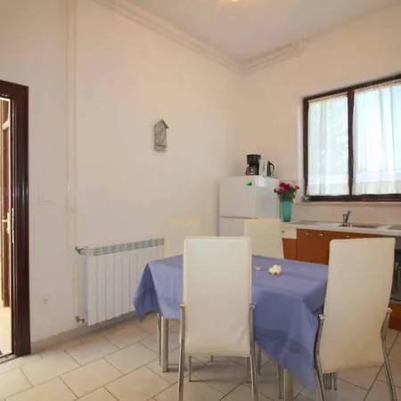 In Porec/istrien 10068 Apartment *