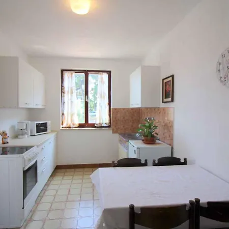 Apartment In Porec/istrien 10068 *